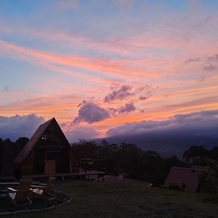 Chalets Vistas Del Poas Heredia Exterior photo